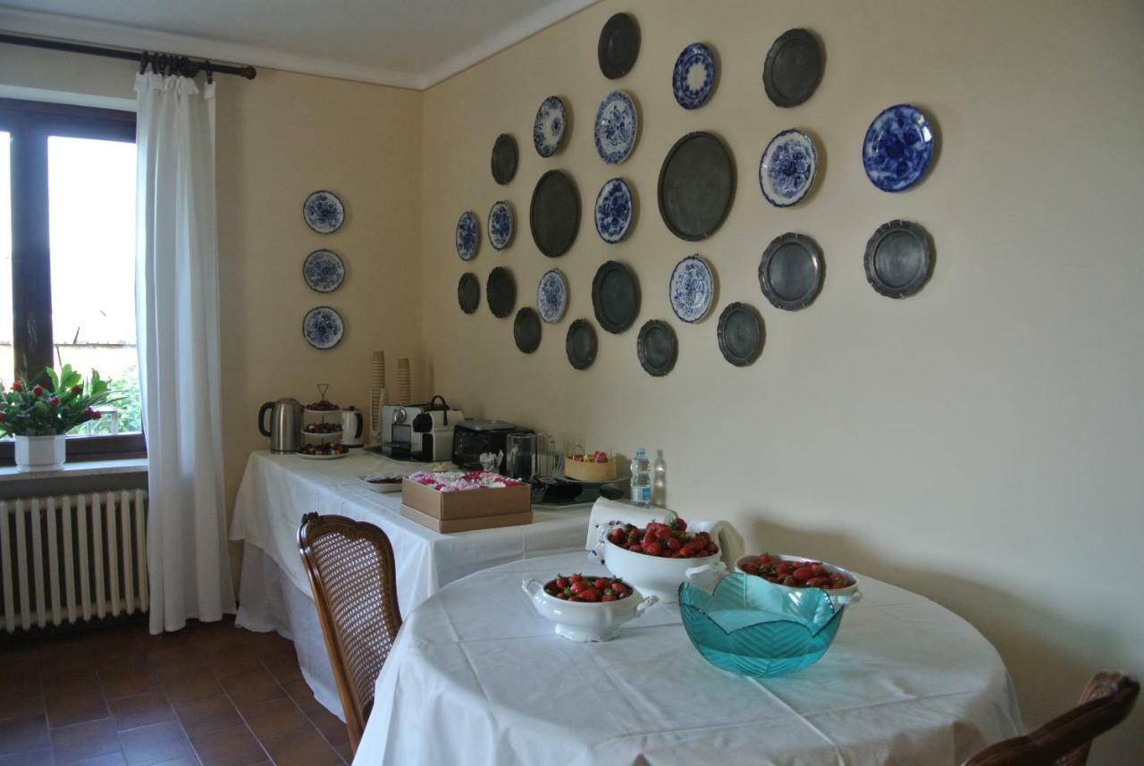 Couette-café Le Rose 3*